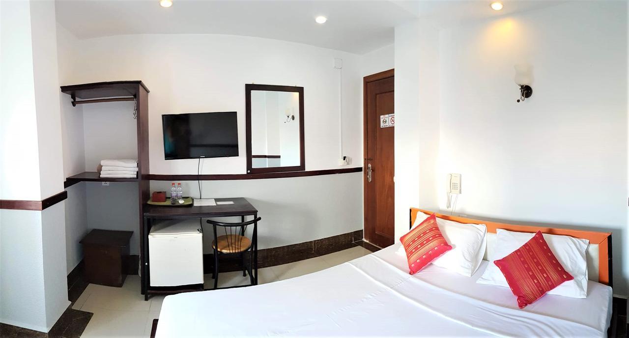 Lalune Hotel Phnom Penh Ngoại thất bức ảnh