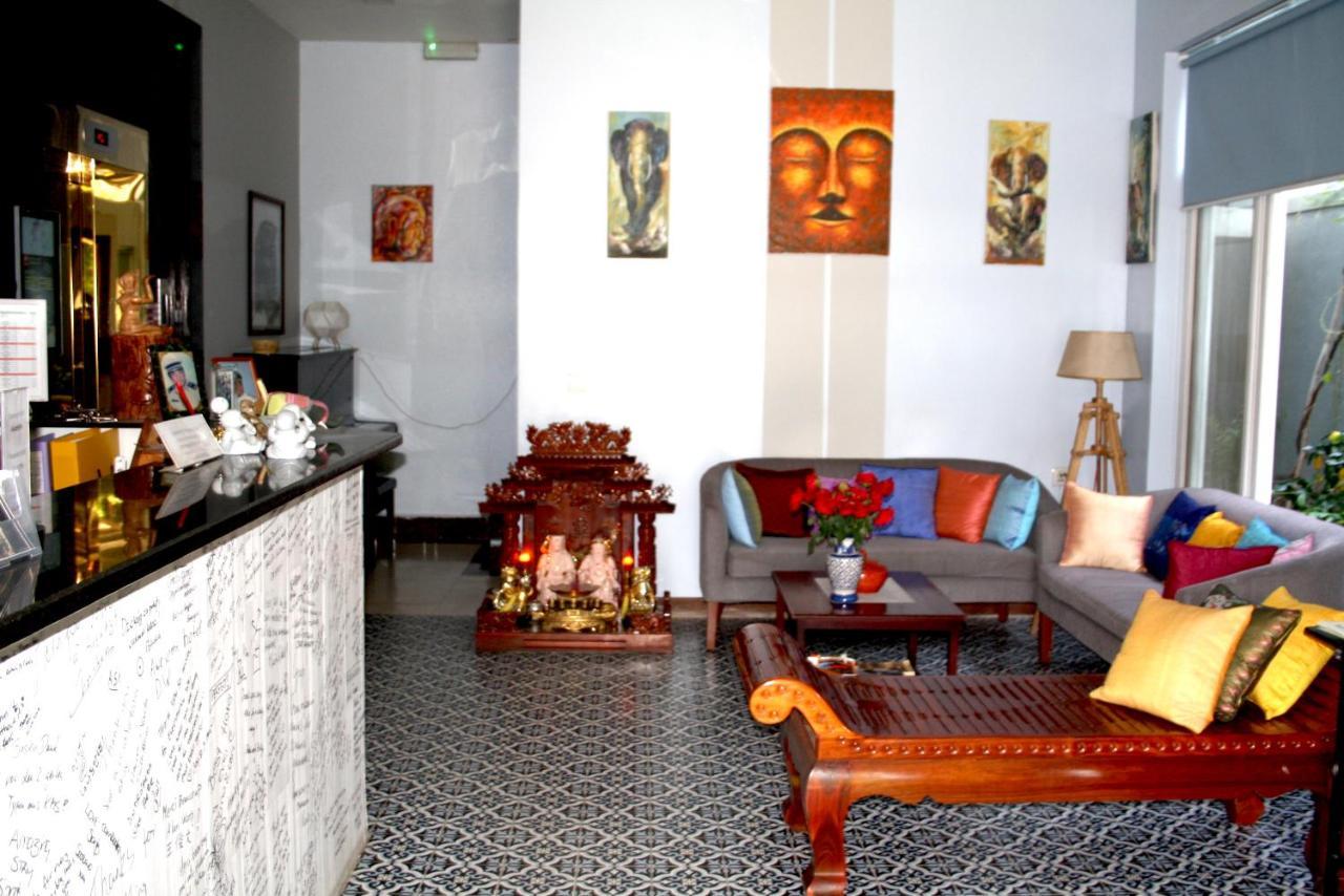 Lalune Hotel Phnom Penh Ngoại thất bức ảnh
