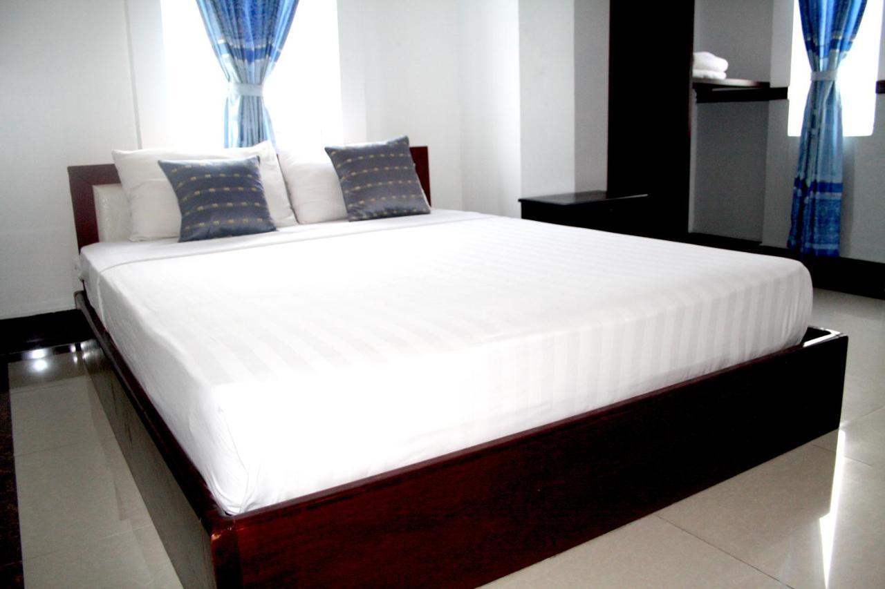 Lalune Hotel Phnom Penh Ngoại thất bức ảnh