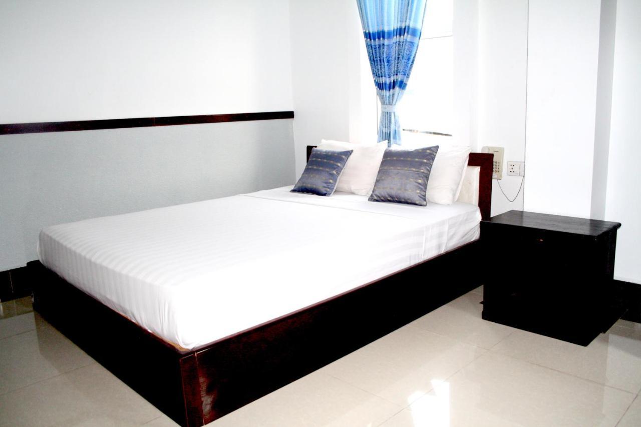 Lalune Hotel Phnom Penh Ngoại thất bức ảnh